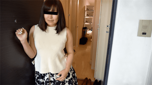 Pacopacomama 030818_232 Housewife home skeleton even as I arrived on the pillow of my husband Male sperm - AC Server